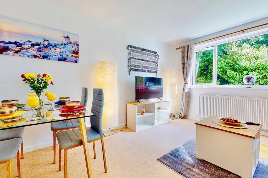 Super-Quiet Town Centre Flat 5 Min Walk To Station Leilighet Royal Tunbridge Wells Eksteriør bilde